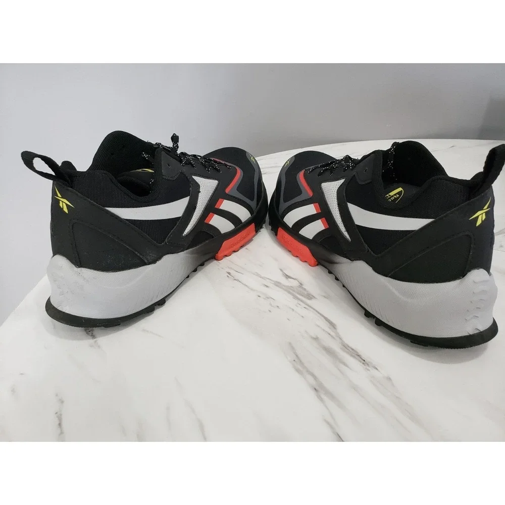 USED VERY CLEAN 10 WIDE -Reebok Work Lavante Trail 2 Safety Shoe Black Red Men's